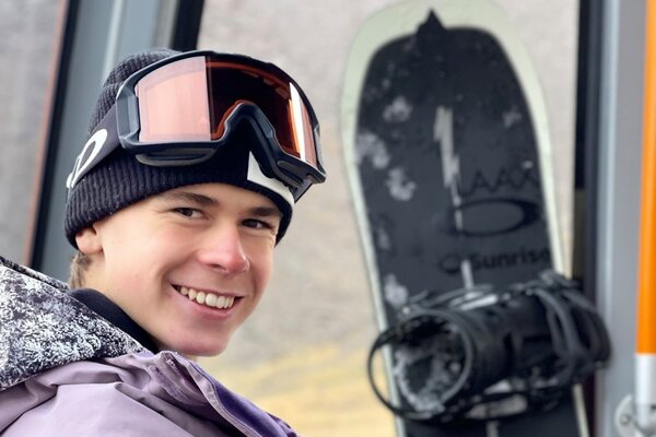 jonas-hasler-portrait - 1