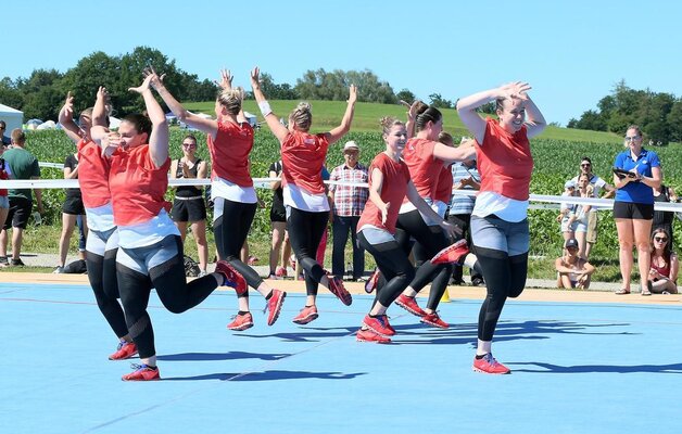 illhart-sonterswi_team-aerobic
