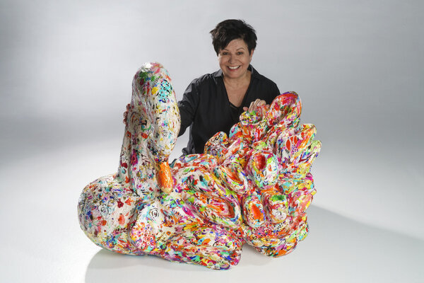 sabeth_proud_swan_00168b-1