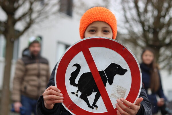 kn_0522_hundekot-warnschild