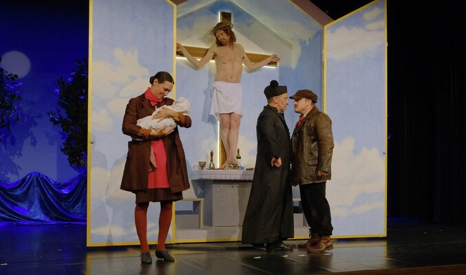 Don Camillo und Peppone