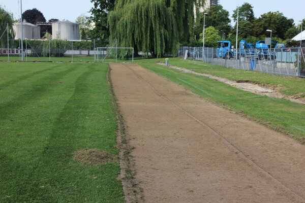 Sanierung Fussballplatz