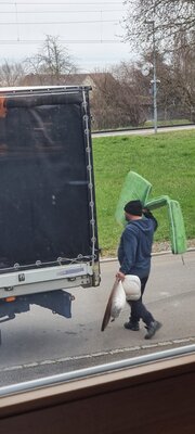 Sammeln sie wirklich für arme Menschen in Ungarn? Die Frage bleibt offen.