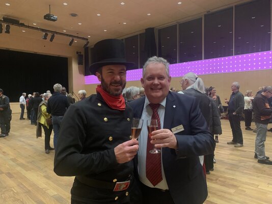 redwebWalter Tanner und Stadtpr?sident Thomas Niederberger