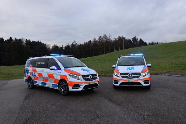 Neue Mercedes-Benz V-Klasse Notarztfahrzeuge der Spital Thurgau. ⋌zVg