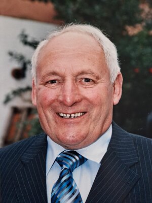 redwebFoto Heinz Fl?ckiger
