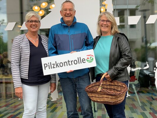 redwebPilzkontrolleure vl Doris Tuchschmid_Uwe Winkler_Monika Enge
