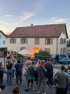 Öffentliche Mannschaftsübung  der Feuerwehr Lengwil¶