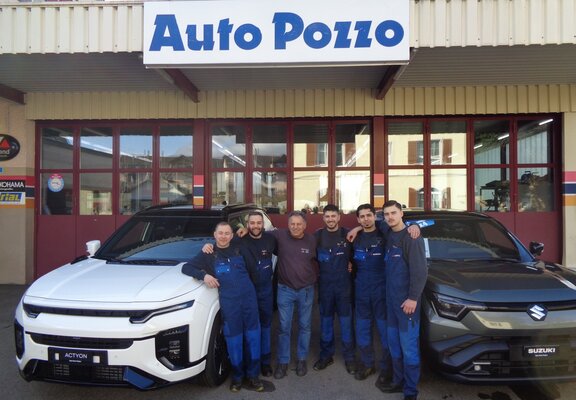 Das Team der Auto Pozzo GmbH freut sich auf Ihren Besuch. ⋌zVg