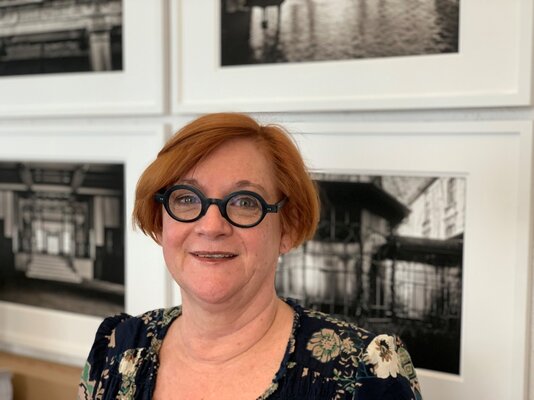 redwebChristine Graeser