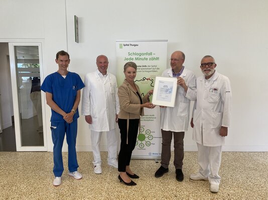 zertifikatsubergabe-rezertifizierung-stroke-unit-ksm-2024